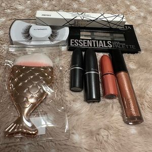 Make up bundle
